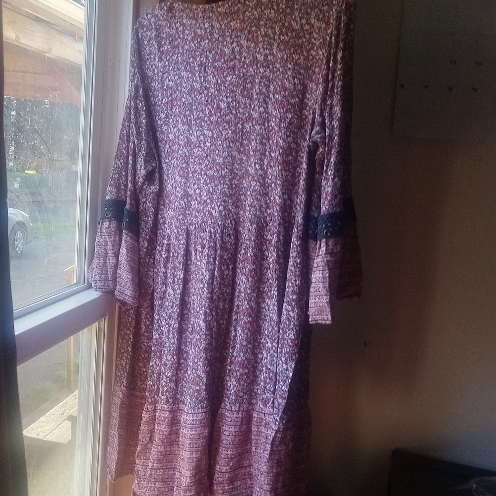 Knox Rose Floral Dress - Picture 6 of 6
